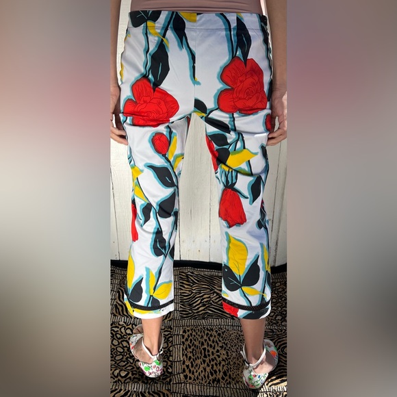 Hype Floral Print Capri Pants (8) - Picture 15 of 17